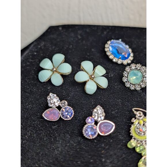 Fourteen Various Pairs of Silver Tone Earrings & One Jacket Pr Jewelry Lot - Picture 5 of 15